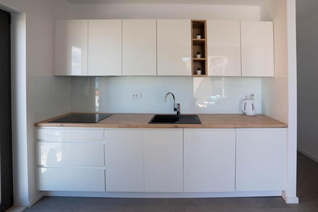 Apartmani Lara Башка-Вода Экстерьер фото