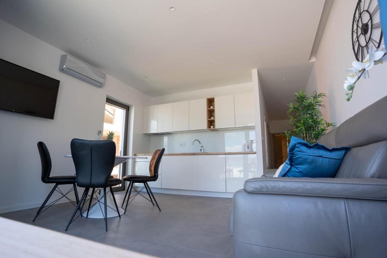 Apartmani Lara Башка-Вода Экстерьер фото